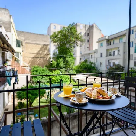 Apartment In Donizetti Numero 5 *