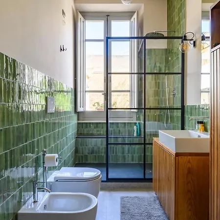 Apartment In Donizetti Numero 5